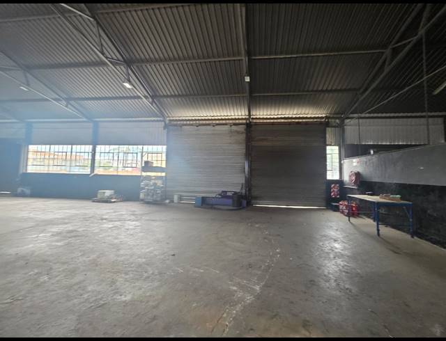 1,450M² WAREHOUSE TO LET IN ALRODE